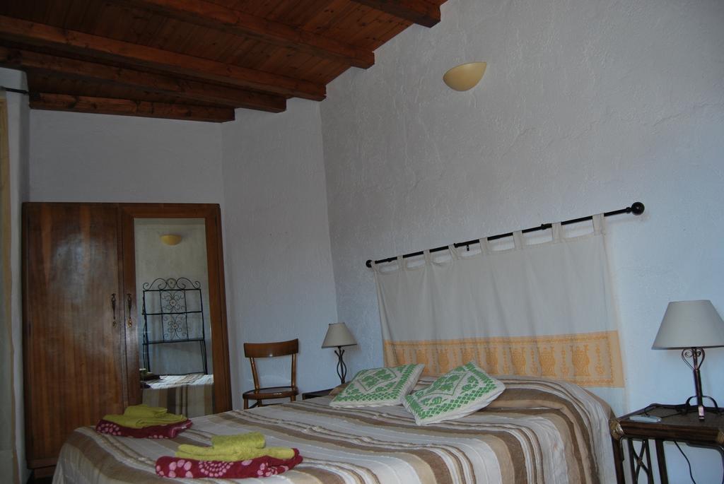 B&B Baddesalighes Bolotana Cameră foto